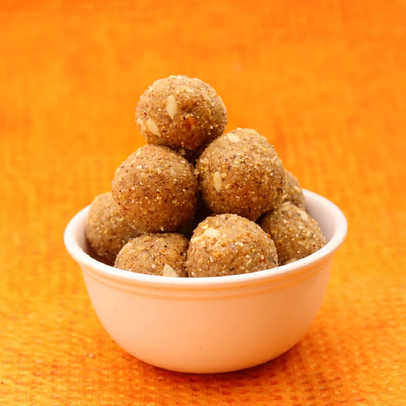 Patil Kaki Dink Ladoo - Image 2
