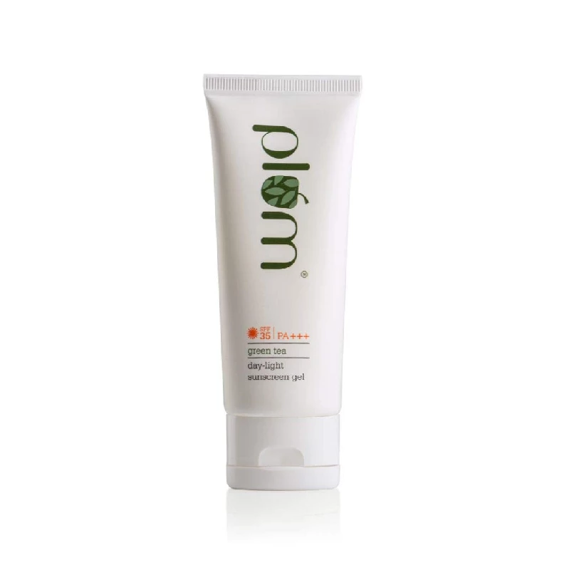Plum Green Tea Day-Light Sunscreen SPF 35 Plum Green Tea Day-Light Sunscreen SPF 35-Pack Size-50 g