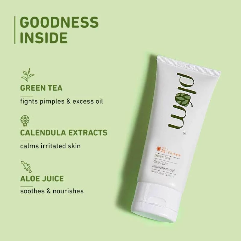 Plum Green Tea Day-Light Sunscreen SPF 35 - Image 4