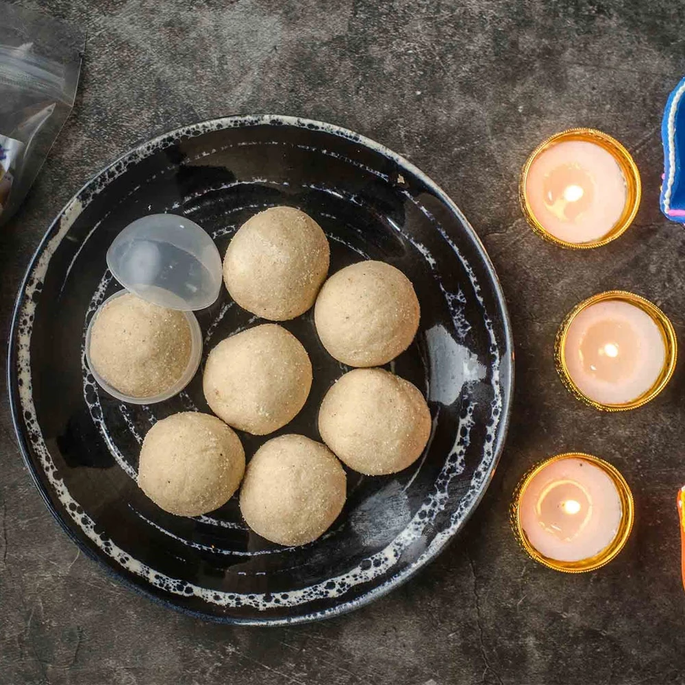 Premium Rava Ladoo