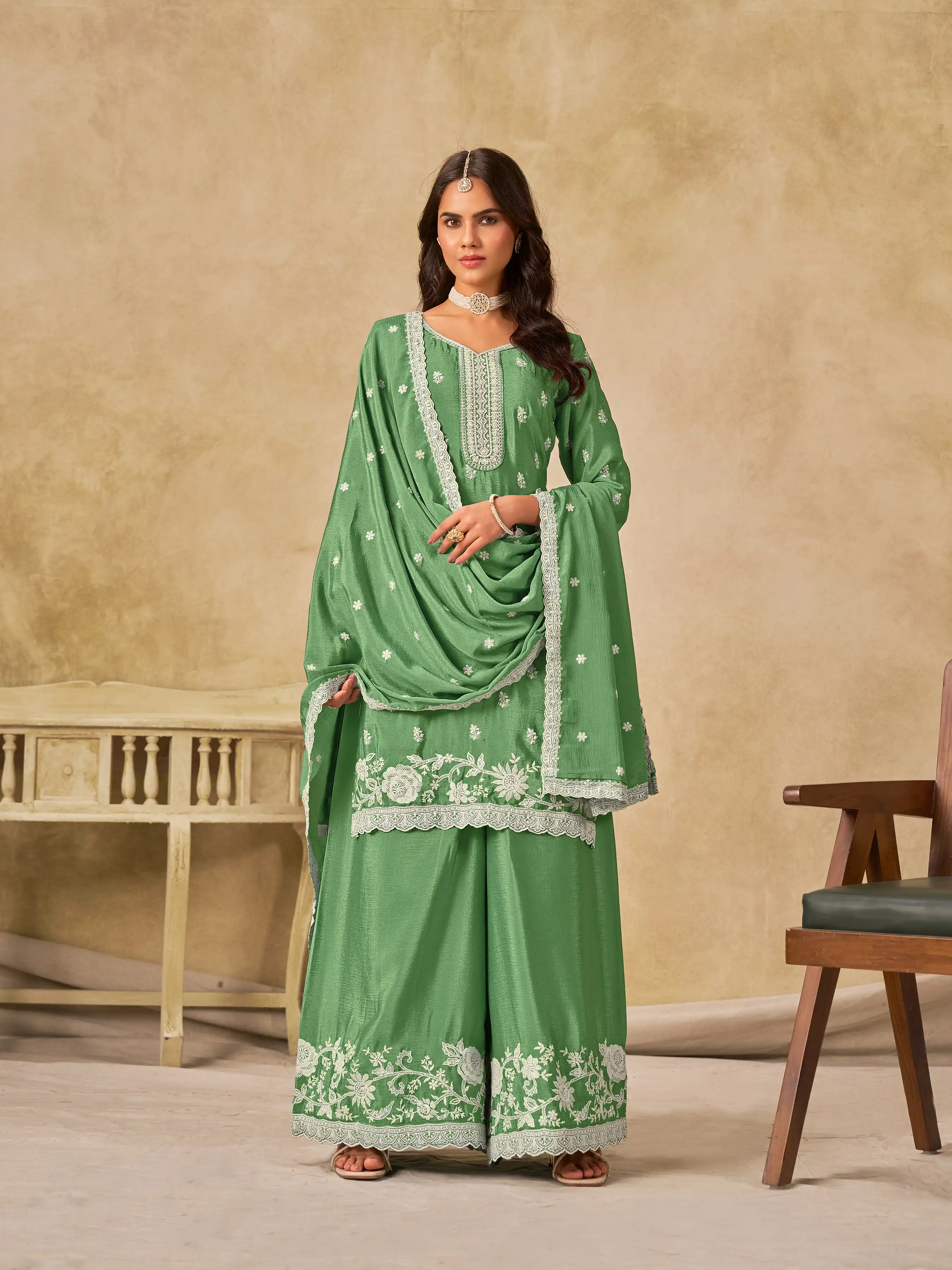 Roykals Green Heavy Chinon Salwar Suit with Embroidered Work - Image 3