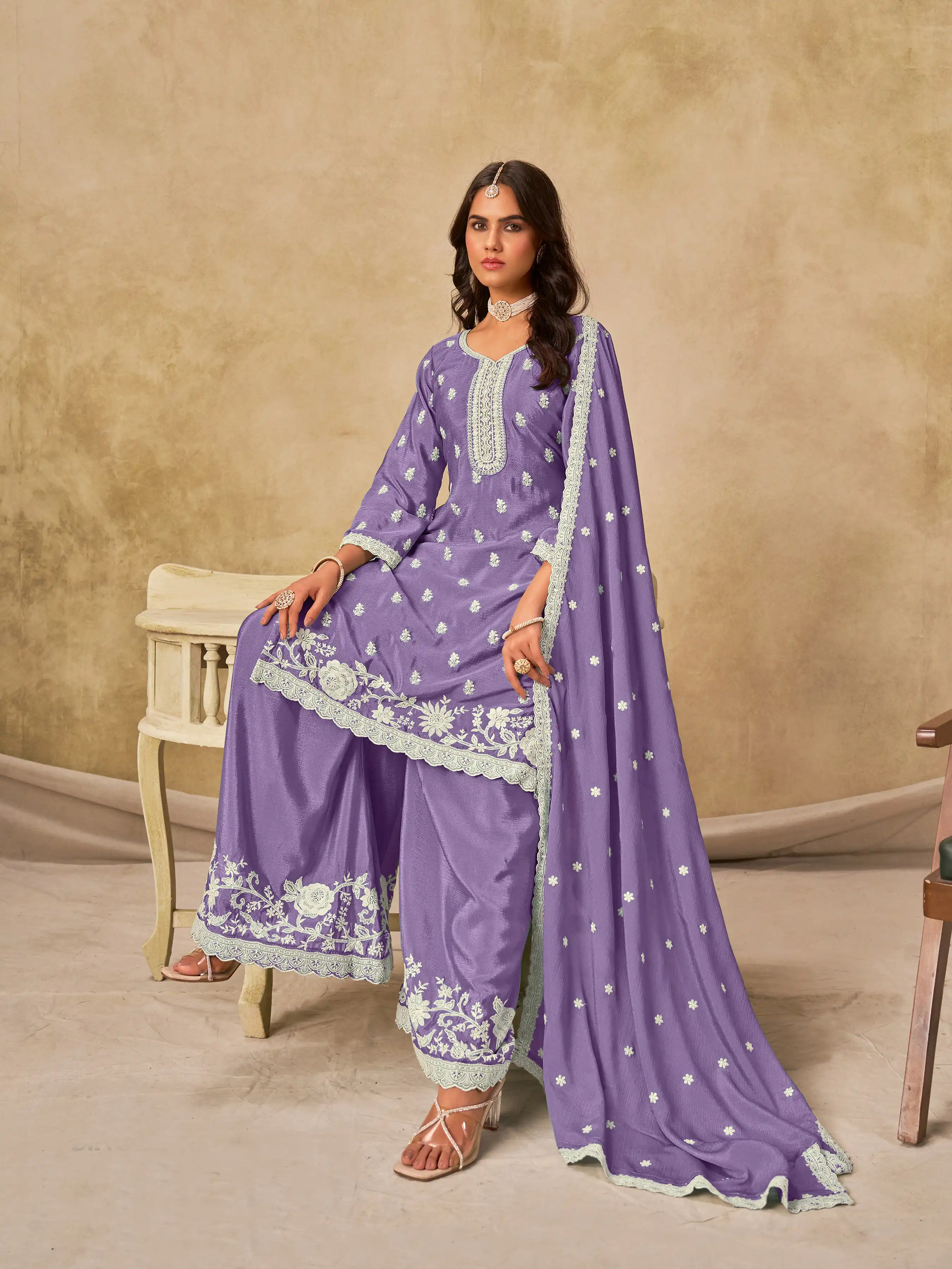 Roykals Lavender Heavy Chinon Salwar Suit with Embroidered Work Roykals Lavender Heavy Chinon Salwar Suit with Embroidered Work-Design No.-RT13533 - 213338