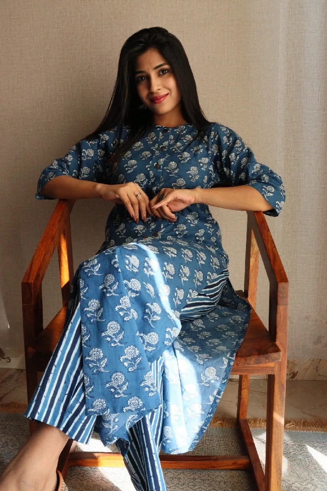 Sapphire Blue Sanganeri Suit Set - Image 3