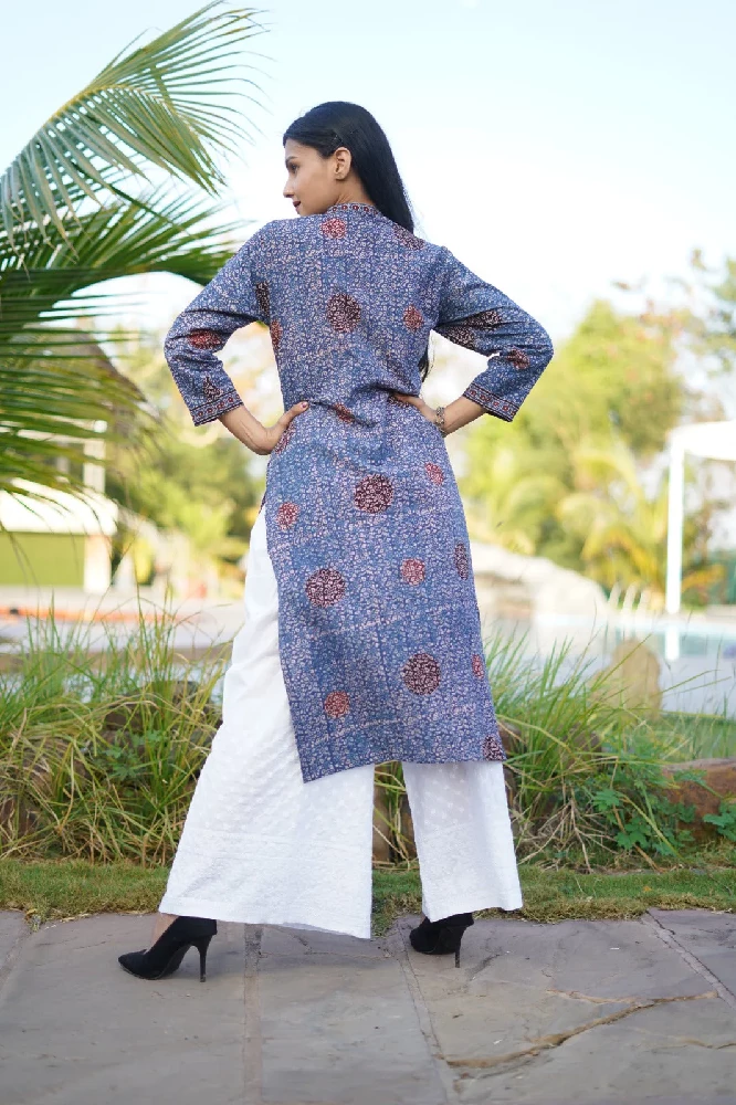 Sky-blue Block-printed Ajrakh Kurti - Image 4