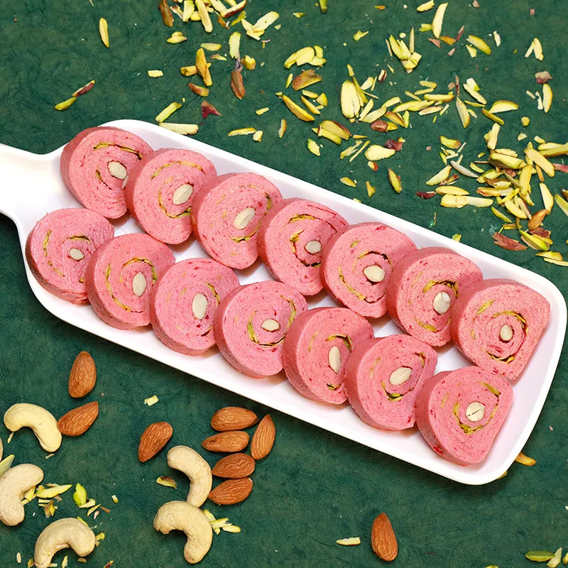 Strawberry Crispy Roll - Image 1