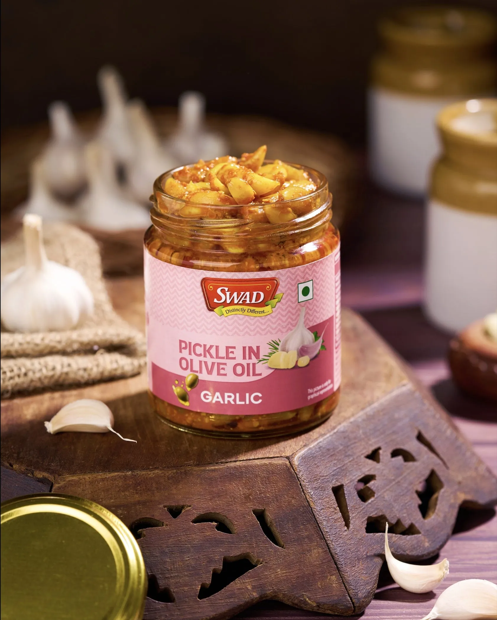 Swad Garlic Pickle in Olive Oil - Image 2