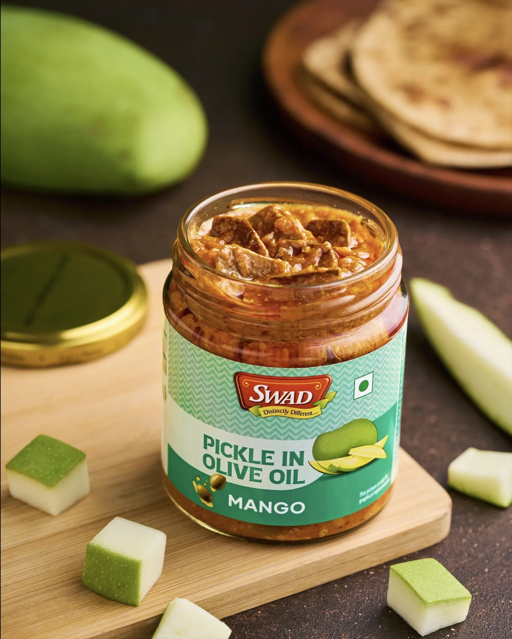 Swad Mango Pickle in Olive Oil - Image 3