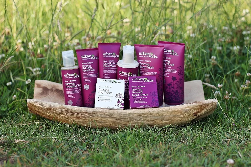 Urban Veda Natural Skin Care Reviving Rose Body Lotion - Image 5