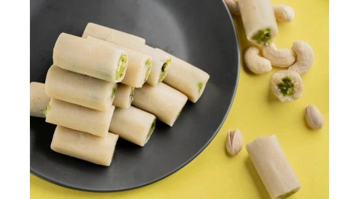 Vellanki Foods - Kaju Pista Rolls - Image 1