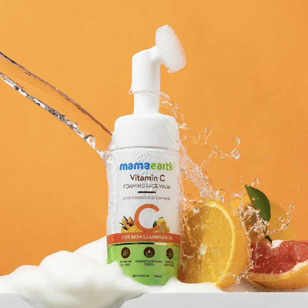Vitamin C Foaming Face Wash with Vitamin C and Turmeric for Skin Illumination - Image 2