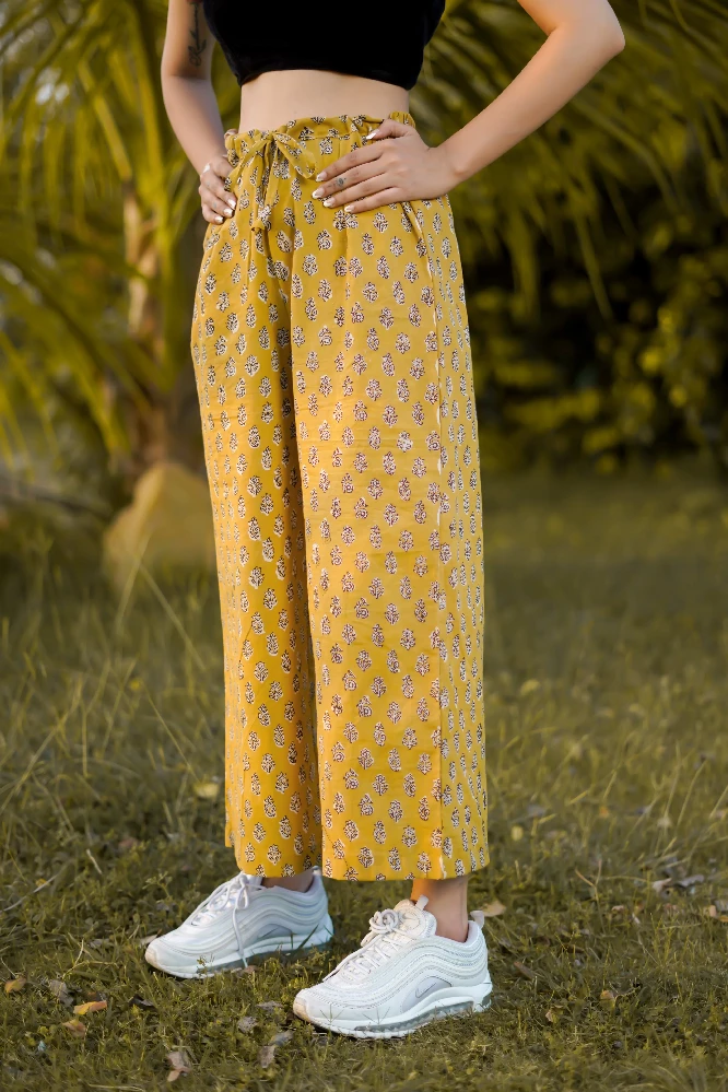 Yellow Adjustable Cotton Parallel Pants with White-Red Bagru Hand Block Print - Image 4