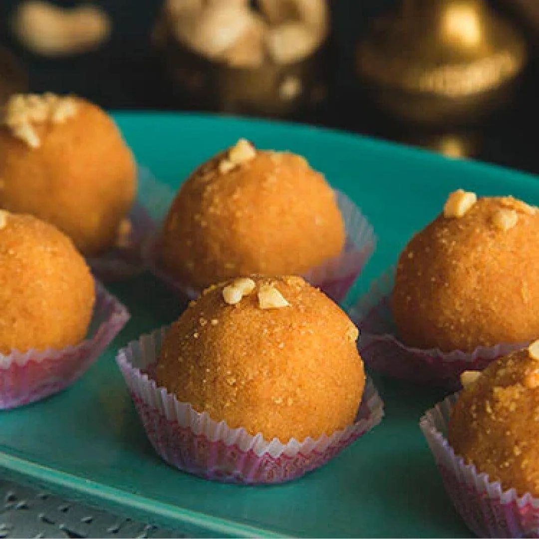 24 Carats Mithai Magic Besan Laddu | Traditional Gram Flour Sweet | Pure Ghee Preparation