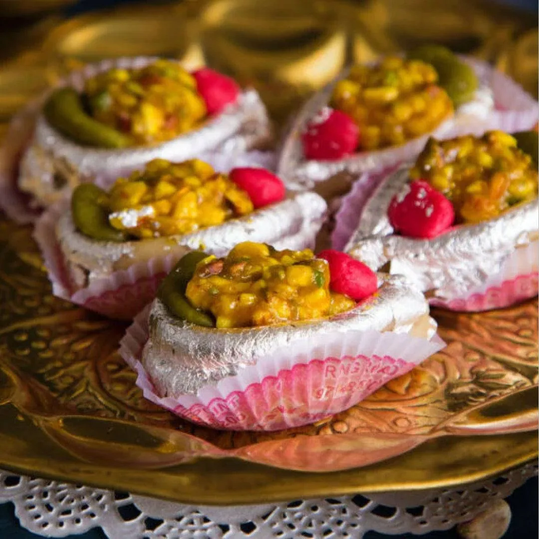 24 Carats Mithai Magic Lal Badshah | Rich Dry Fruit Sweet | Authentic Surat Mithai