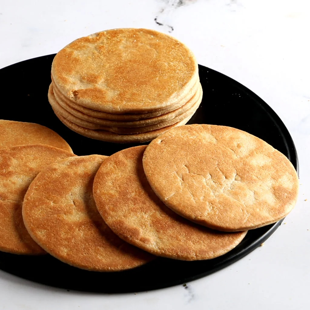 Falguni Gruh Udyog Jeera Bhakhari | Authentic Gujarati Snack | Crispy Cumin Flatbread 200 gm
