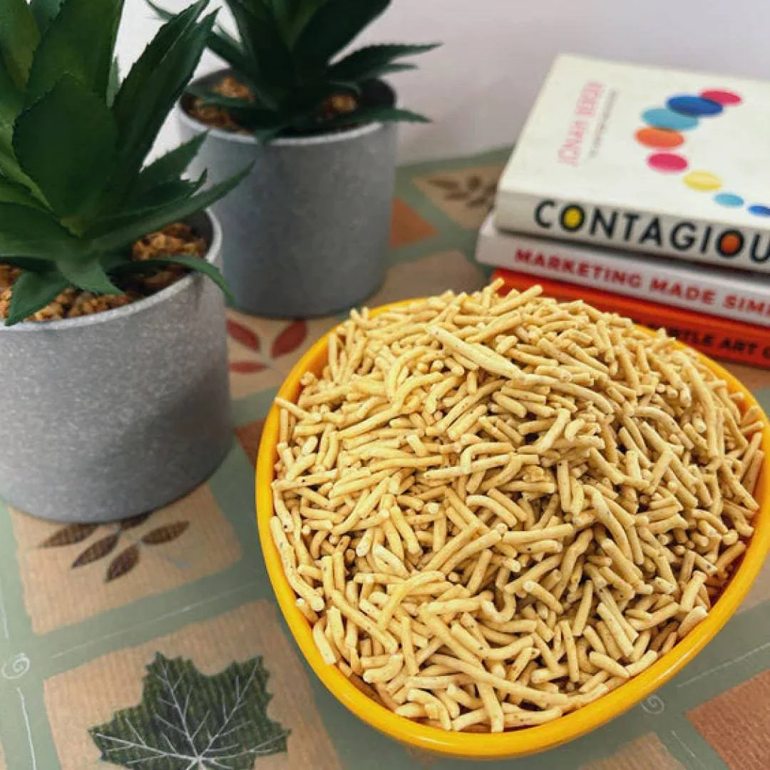 Falguni Gruh Udyog Ujjaini Sev | Crispy Gram Flour Namkeen | Traditional Spice Blend 200 gm