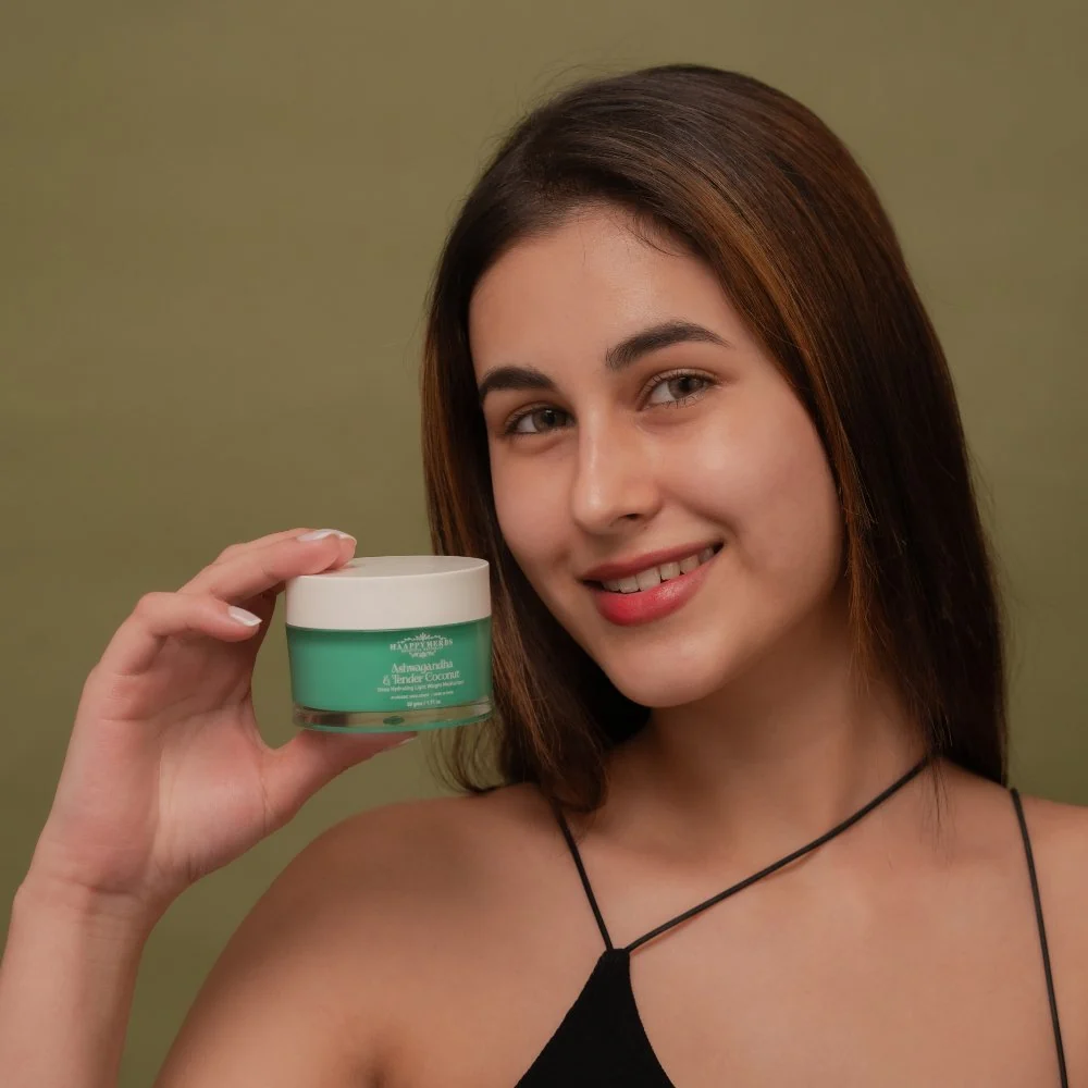 Haappyherbs Ashwagandha & Tender Coconut Deep Hydrating Light Weight Moisturizer | Ayurvedic Face Cream | Daily Hydration & Acne Prevention-6