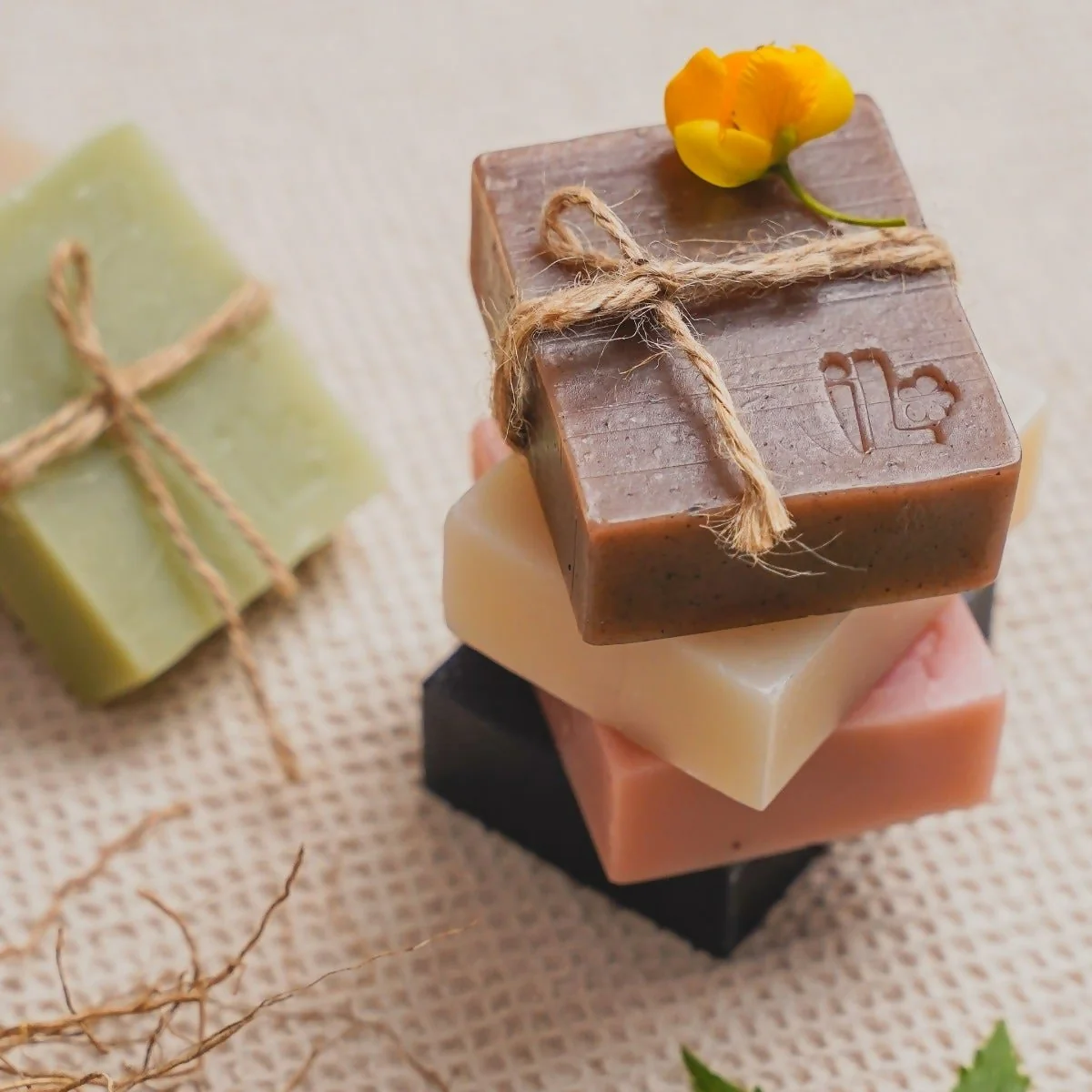 Isha Life Calm. Sambrani With Vetiver Handcrafted Soap | Cold-Processed Bathing Bar | Earthy Aromatherapy for All Skin Types-2