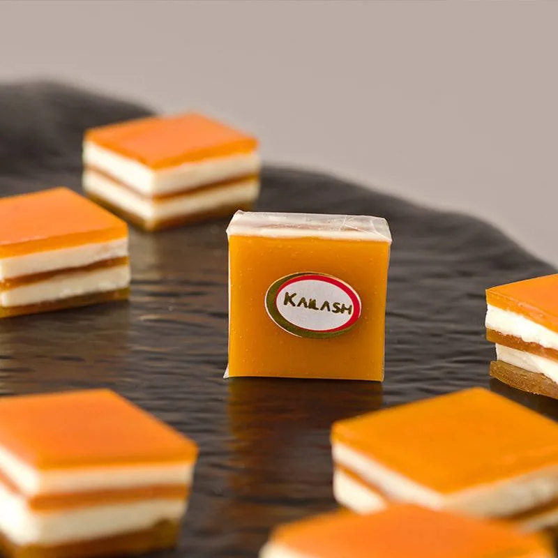 Kailash Sweets & Snacks Mango Delight | White Chocolate Mango Fudge Sweet | Authentic Surat Mithai 400 gm