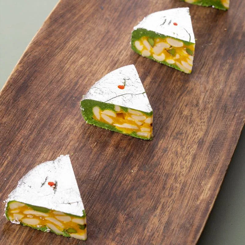 Kailash Sweets & Snacks Royal Casatta | Layered Kaju Pista Mithai | Traditional Saffron Indian Sweet 400 gm