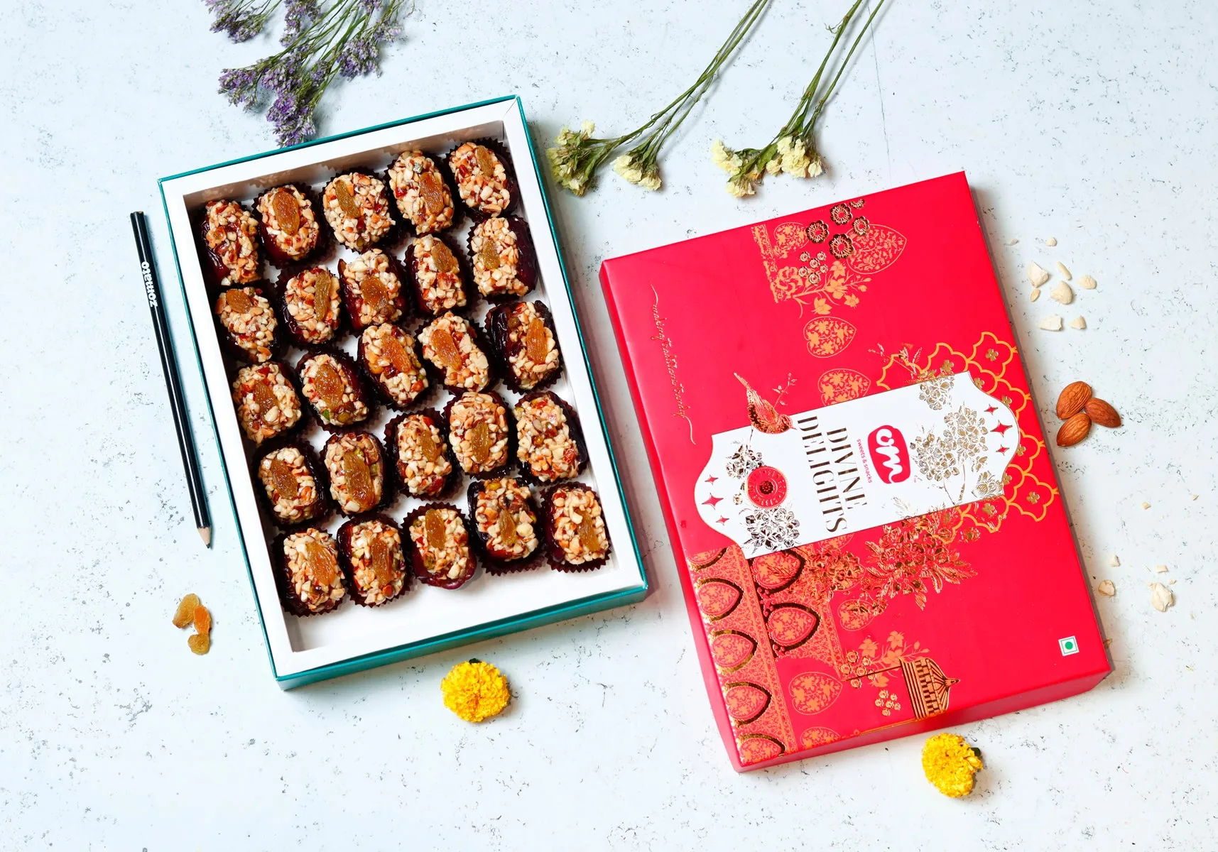 Om Sweets & Snacks Dry Fruit Dates Sweets | Khajur Burfi | Traditional Sugar-Free Sweets 500 gm