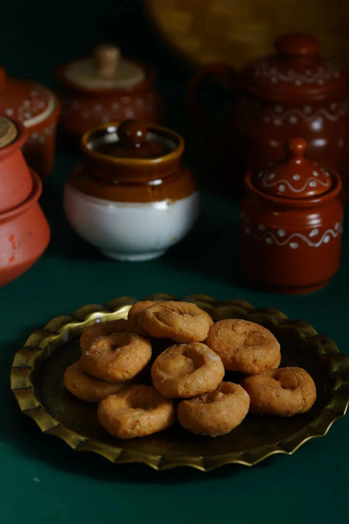 Pothgaal Sweet Badusha | Flaky Ghee Balushahi | Traditional Telugu Sweet-4