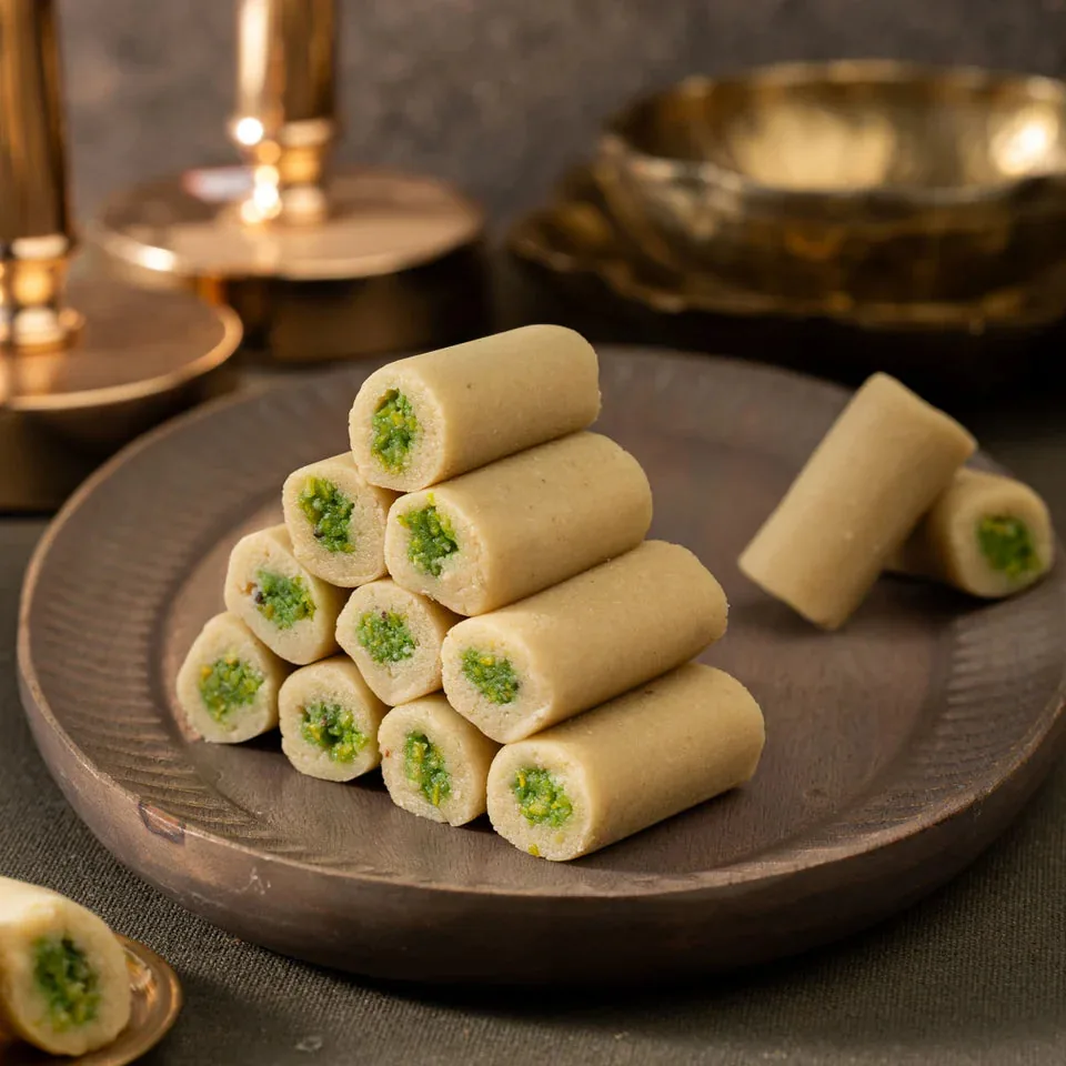 Pothgaal Sweet Kaju Pista Roll | Traditional Cashew Pistachio Mithai | Fresh Sweets