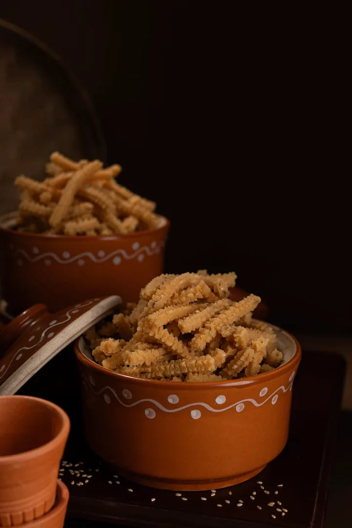 Pothgaal Sweet Murukulu | South Indian Snack | Authentic Crispy Spirals-1