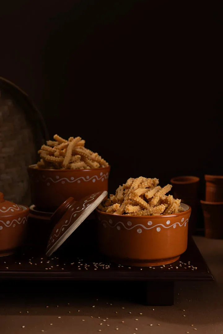 Pothgaal Sweet Murukulu | South Indian Snack | Authentic Crispy Spirals-1