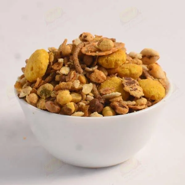 Ratan Sev Bhandar All-in-One Mixture | Indori Namkeen Snack | Savory Crispy Mix 250 gm