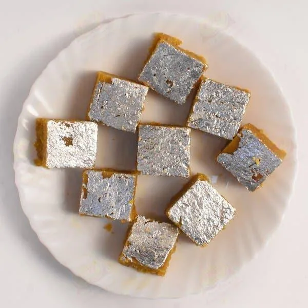 Ratan Sev Bhandar Besan Chakki | Traditional Indori Sweet Fudge | Authentic Ghee Sweet-1