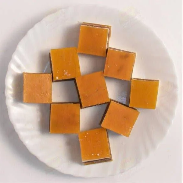 Ratan Sev Bhandar Mango Delight | Authentic Indori Sweet Bites | Fruity Mawa Confectionery 250 gm