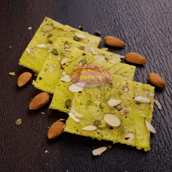 Vipul Dudhiya Sweets Ice Halwo | Bombay Sheet Halwa | Authentic Gujarati Mithai 500 gm