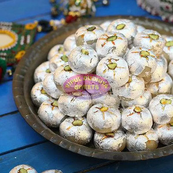 Vipul Dudhiya Sweets Kaju Apple | Handcrafted Cashew Sweet | Festive Indian Mithai